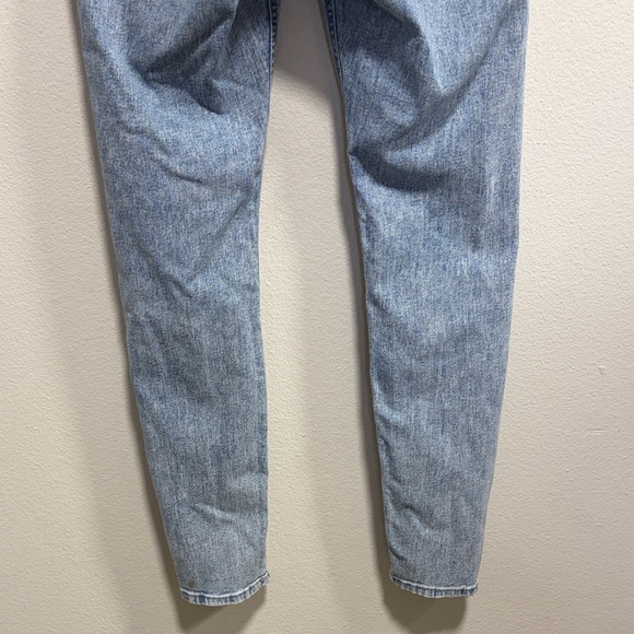 H&M Curvy Ultra High Waist Jeggings Acid Wash Distressed Ankle Jeans 2 - Picture 9 of 13